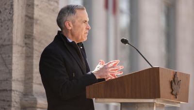 Ο Καναδός πρωθυπουργός Κάρνεϊ επισκέπτεται το Κίεβο