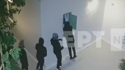 Μύκονος: Διαρρήκτες έκλεβαν τουρίστες σε καταλύματα και έκρυβαν τα κλοπιμαία σε βράχια