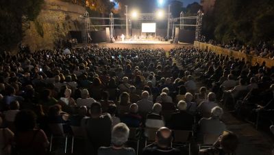 Ισχυρό μήνυμα για την Παπούρα στο κατάμεστο Κηποθέατρο - Ψήφισμα του ΔΣ Ηρακλείου για το μοναδικό αρχαιολογικό εύρημα