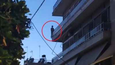 Τραγωδία στο Αγρίνιο: Γυναίκα έκανε βουτιά θανάτου από τον 4ο όροφο πολυκατοικίας, βίντεο-σοκ