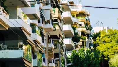 Ανοίγει η συζήτηση για τα κόκκινα δάνεια – Προβληματίζουν τα έσοδα από τις τιτλοποιήσεις