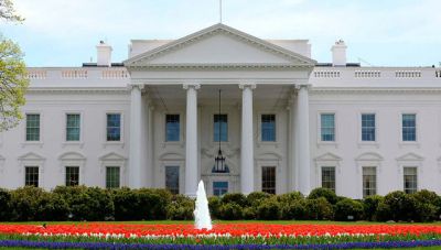 Λευκός Οίκος: Τα ρωσικά πλήγματα στην Ουκρανία απειλούν τις ειρηνευτικές προσπάθειες του Τραμπ