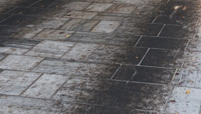 Άθλια και ντροπιαστική για το Ηράκλειο η εικόνα που παρουσιάζει η Πλατεία Κορνάρου (Φωτο)