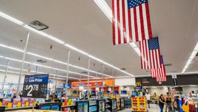 ΗΠΑ: Αύξηση καταναλωτικών δαπανών παρά τον επίμονο πληθωρισμό