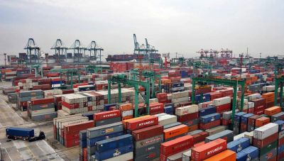 Θέμα newshub.gr: Δασμοί ΗΠΑ σε προϊόντα της ΕΕ: Πιέσεις στις ελληνικές εξαγωγές – Μάχη για εξαιρέσεις δίνει ο ΠΣΕ