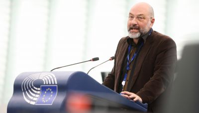 Παρέμβαση από την Κομισιόν ζητά ο Σάκης Αρναούτογλου για τον αποκλεισμό αγροτών από το Μέτρο 23