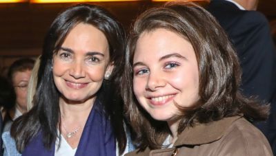 Οικογένεια Σαμαρά: Αντί στεφάνου για τη Λένα, να ενισχυθούν φορείς με κοινωφελείς σκοπούς