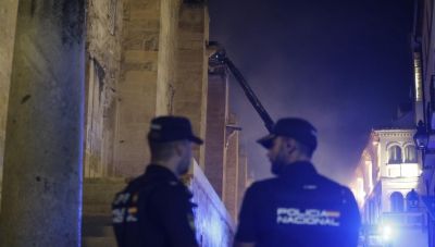 Ισπανία: Σώθηκε το ιστορικό ισλαμικό τέμενος στην Κόρδοβα – «Σβήστηκε» η πυρκαγιά