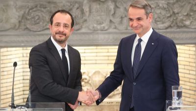 Τηλεφωνική επικοινωνία Μητσοτάκη-Χριστοδουλίδη: Στο επίκεντρο της συζήτησης το Κυπριακό