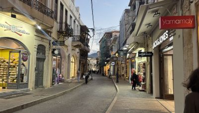 Ξεκινά τη Δευτέρα το εορταστικό ωράριο στα εμπορικά καταστήματα του Ρεθύμνου