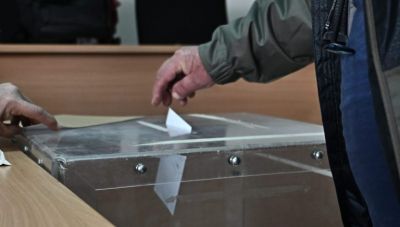 Δημοσκόπηση MRB: Πρώτη με διπλάσιο ποσοστό από το ΠΑΣΟΚ η ΝΔ - Ποιοι οι δημοφιλέστεροι πολιτικοί