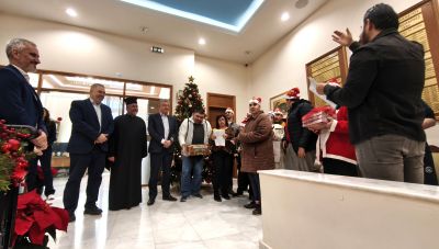 Ευχές και κάλαντα στον Περιφερειάρχη Κρήτης για τα Χριστούγεννα