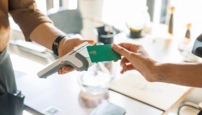 Ηλεκτρονικές πληρωμές: Θετική μεταβολή για την ελληνική οικονομία την τελευταία δεκαετία