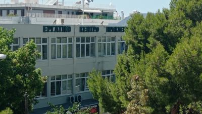 Εργατικό Κέντρο Ηρακλείου: Έπεσαν σοβάδες από ύψος πολλών μέτρων - Από τύχη αποφεύχθηκαν τα χειρότερα