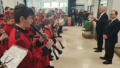 Ρέθυμνο: Εορταστικό κλίμα στο Δημαρχείο την παραμονή των Χριστουγέννων