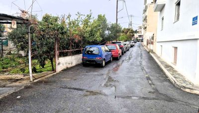 Έναρξη εργασιών για τη δημιουργία χώρου στάθμευσης στην οδό Μάνου Κατράκη στην είσοδο του Αγίου Νικολάου