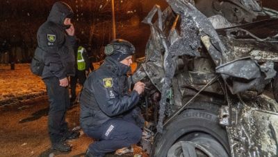 Ρωσικά drones σφυροκοπούν την Ουκρανία πριν από τη συνάντηση Ζελένσκι-Τραμπ την Κυριακή