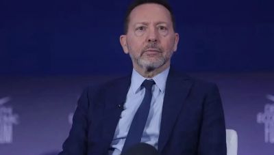 «Καμπανάκια» Στουρνάρα για παραγωγικότητα και ακρίβεια