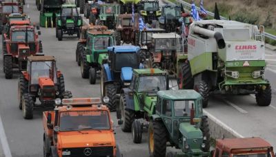 Αγρότες: Ρεβεγιόν στα μπλόκα - Την Κυριακή οι αποφάσεις