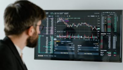 Στο 2,4% ο πληθωρισμός τον Νοέμβριο – Αυξήσεις σε σοκολάτες, κρέατα, ενοίκια