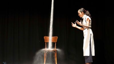 Θέατρο τις Δευτέρες: Ισμήνη της Καρόλ Φρεσέτ στο Πολιτιστικό Συνεδριακό Κέντρο Ηρακλείου