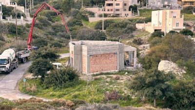 Ο Δήμαρχος Μαλεβιζίου επισκέφτηκε το έργο κατασκευής Αίθουσας Πολλαπλών Χρήσεων στο Αμμούδι