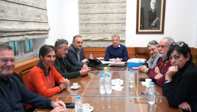 Συνάντηση αντιπροσωπείας του Κινήματος Δημοκρατίας με τον Περιφερειάρχη Κρήτης