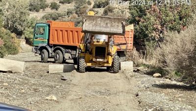 Αποκεντρωμένη: Συνεχίζει τις κατεδαφίσεις παράνομων κατασκευών - Στο στόχαστρο... Χερσόνησος και Καλοί Λιμένες (Φωτο)