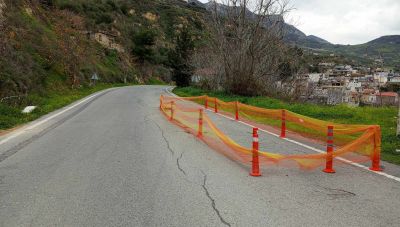 Εμπόδιο θανάτου στην είσοδο του Αγίου Βλάση του δήμου Ηρακλείου – Πάνω από μισό χρόνο είναι έτσι ο δρόμος! (Φωτο)