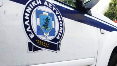 Κομοτηνή: Ανήλικος κουκουλοφόρος άρπαξε 400€ από σταθμευμένο Ι.Χ.