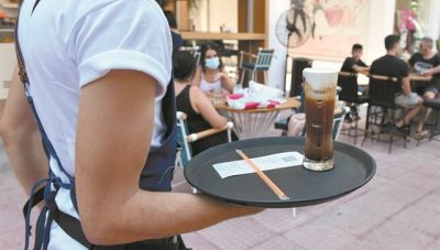 Παράταση για την εφαρμογή της ψηφιακής κάρτας ζητούν επαγγελματίες της εστίασης
