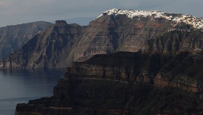 Σαντορίνη: Επικαιροποιήθηκαν τα έκτακτα μέτρα λόγω της αυξανόμενης σεισμικής δραστηριότητας