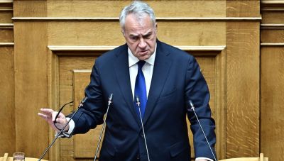 «Ναι» της κυβέρνησης στην πρόταση του ΠΑΣΟΚ για σύσταση Προανακριτικής Επιτροπής