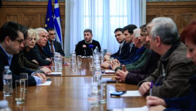 Ν. Ανδρουλάκης προς ΑΔΕΔΥ: Θα πάρουμε πρωτοβουλία ώστε να υπάρξει μισθολογική βελτίωση στο Δημόσιο με αφετηρία τον 13ο μισθό