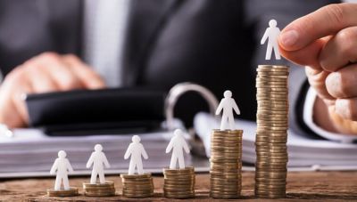 Ποιες χώρες της ΕΕ έχουν τη μεγαλύτερη και τη μικρότερη αύξηση του κατώτατου μισθού – Η θέση της Ελλάδας