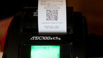 Τέλος οι εύκολες δαπάνες στην εφορία - Με ΑΦΜ τα τιμολόγια βενζίνης