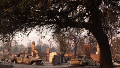 Έλληνας καθηγητής στη Ν. Καλιφόρνια: Το νερό είναι μολυσμένο και βρέχει στάχτες – Η φωτιά δεν ελέγχεται