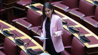 Επαναφέρει στη Βουλή τα προβλήματα των αστυνομικών η Ελένη Βατσινά