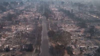 Εικόνες Αποκάλυψης στο Λος Αντζελες: Εκτός ελέγχου οι φωτιές