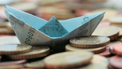 Ιστορικό υψηλό για τον ελληνικό τουρισμό το 2024 - Τέσσερις μελέτες αποκαλύπτουν την πορεία του το 2025