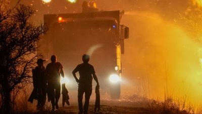 Πυρκαγιές στην Αργεντινή κατέστρεψαν 20.000 στρέμματα δασικών εκτάσεων