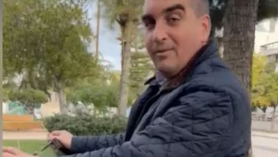 Ελληνικό: Εκλεψαν το γκαζόν από... πλατεία