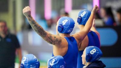 Πόλο-World Cup γυναικών: Η εθνική διέλυσε τις ΗΠΑ (20-7) και προκρίθηκε στα τελικά