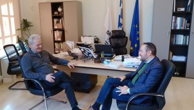 Συνάντηση του Δημάρχου Ηρακλείου Αλέξη Καλοκαιρινού με τον Φραγκίσκο Παρασύρη στη Λότζια (Βίντεο)