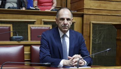 Τηλεφωνική επικοινωνία Γεραπετρίτη με τον Κύπριο ομόλογό του