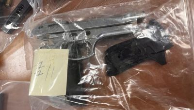 Χανιά: “Δείχνει” άλλο άτομο ως κάτοχο των όπλων και των ναρκωτικών ο 36χρονος που συνελήφθη στον Αποκόρωνα