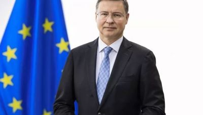 EE-Ντομπόφσκις: Θα απαντήσουμε σε ενδεχόμενους δασμούς Τραμπ με ανάλογα μέτρα