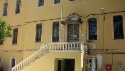 Χανιά: Ελεύθεροι με εγγυήσεις ως τη δίκη τους οι δυο γιατροί για το κύκλωμα εμπορίας βρεφών