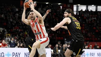 Basket League: Με 20 πόντους του Πίτερς νίκη με 89-70 επί της ΑΕΚ για τον Ολυμπιακό των πολλών απουσιών