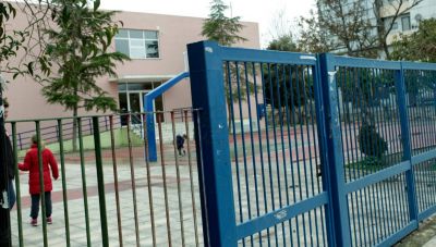 Πέλλα: 21χρονος φέρεται να έκλεψε 13.000 ευρώ από σχολείο - Αρνείται τις κατηγορίες